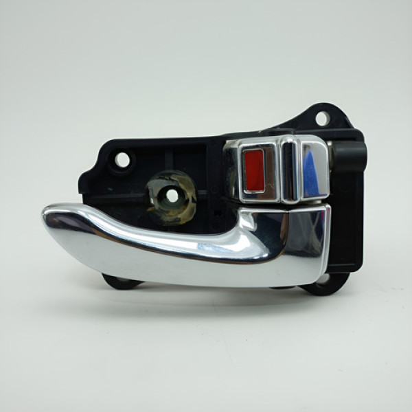 Maçaneta Interna Porta Traseira Direita Azera 2007 A 2010 Prata