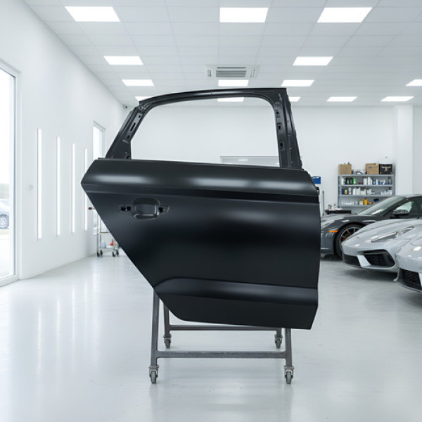 Porta Traseira Direita Audi A3 Sedan 2014 A 2021 Detalhes - Traseira - Direita - Preto