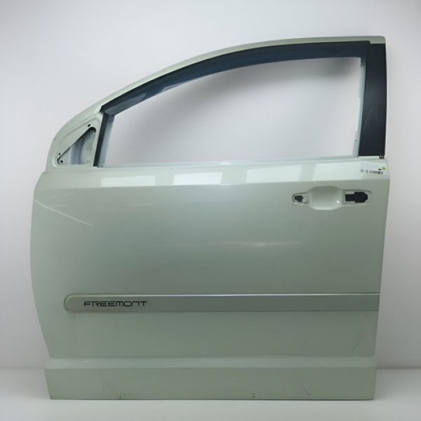 Porta Dianteira Esquerda Fiat Freemont 2011 A 2016 Dianteira Branco Pérola Esquerda Motorista
