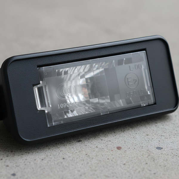 Lanterna Placa Traseira Citroën C4 Cactus 2018 A 2024