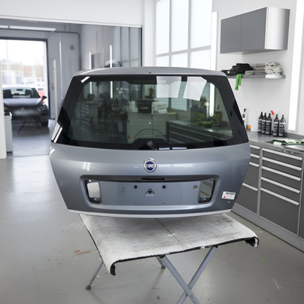 Tampa Traseira Fiat Stilo 2003 A 2010