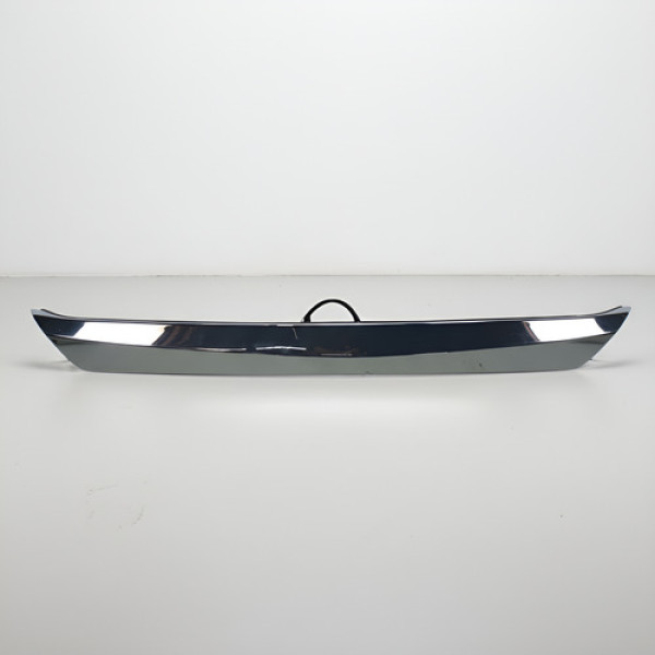 Moldura Aplique Tampa Traseira Nissan Sentra 2013 A 2016