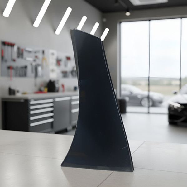 Moldura Externa Tampa Traseira Esquerda Gla200 2013 A 2020